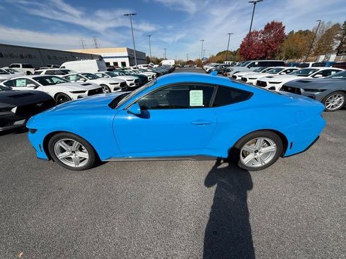 New 2026 Ford Mustang Coupe image 4