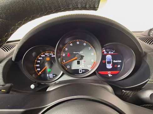 Used 2024 Porsche 718 Boxster Spyder RS w/ Weissach Package image 43