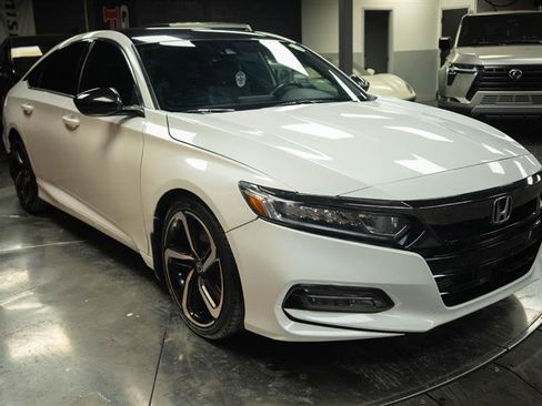Used 2019 Honda Accord Sport image 5