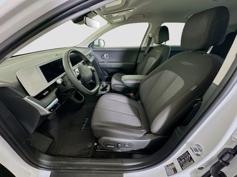 Used 2024 Hyundai Ioniq 5 SEL RWD image 13