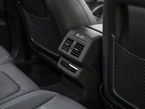 Certified 2025 Audi Q5 Premium Plus w/ Premium Plus AWD/4WD image 18