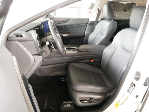 Used 2025 Lexus NX 350h AWD w/ Cold Area Package image 2