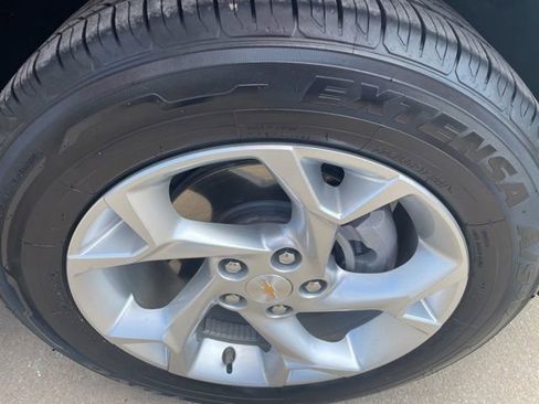 Used 2024 Chevrolet Trax LS w/ LS Convenience Package FWD image 26