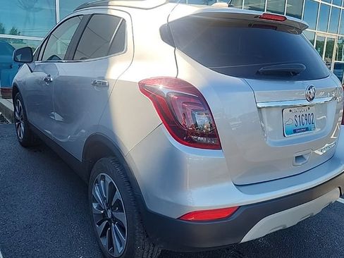 Used 2021 Buick Encore Preferred FWD image 3
