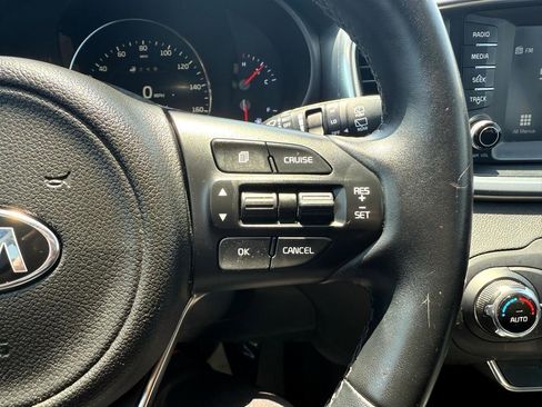 Used 2017 Kia Sorento EX FWD image 12
