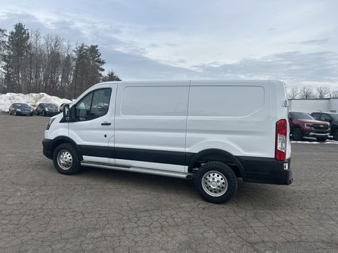 Certified 2024 Ford Transit 250 w/ Exterior Upgrade Package image 6