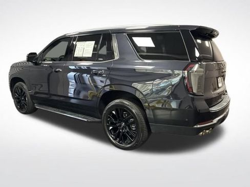 Used 2025 Chevrolet Tahoe Premier RWD image 3