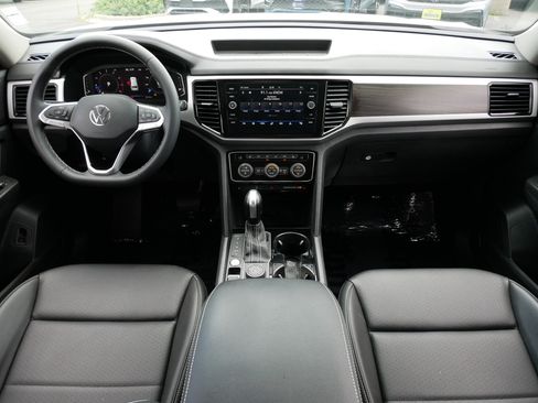 Certified 2023 Volkswagen Atlas SE AWD/4WD image 10