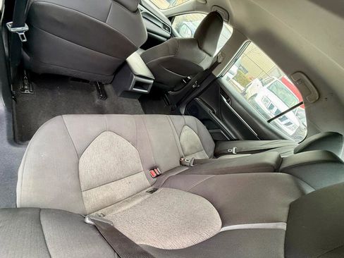 Used 2021 Toyota Camry LE image 37