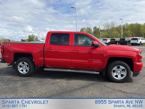 Used 2018 Chevrolet Silverado 1500 LT w/ All Star Edition AWD/4WD image 2