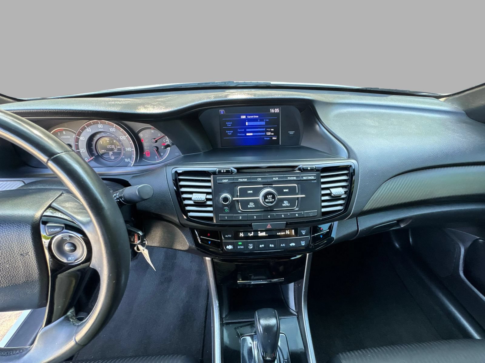 Used 2017 Honda Accord Sport image 31
