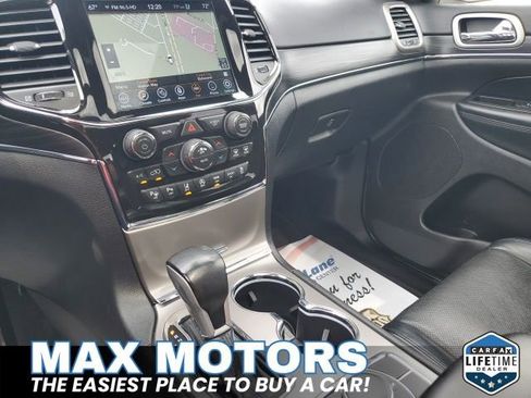 Used 2021 Jeep Grand Cherokee Limited w/ Luxury Group II AWD/4WD image 38