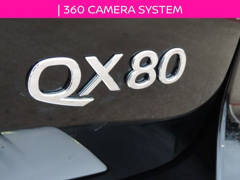 Used 2017 INFINITI QX80 2WD w/ Deluxe Technology Package image 12