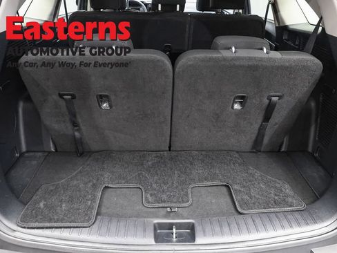 Used 2023 Kia Sorento LX AWD/4WD image 9