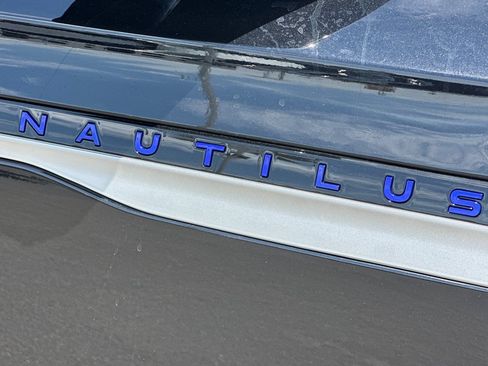 New 2026 Lincoln Nautilus Premier w/ Equipment Group 102A AWD/4WD image 26