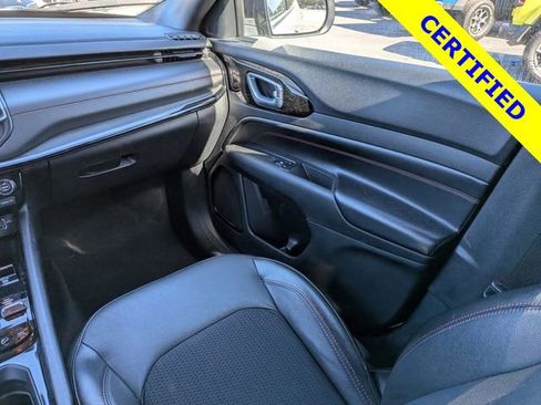 Used 2023 Jeep Compass Trailhawk image 15