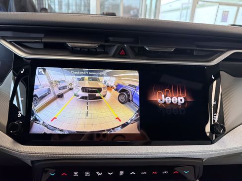 New 2026 Jeep Cherokee Laredo AWD/4WD image 17