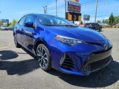 Used 2018 Toyota Corolla SE FWD image 6