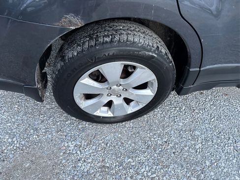 Used 2011 Subaru Outback 2.5i Premium image 23