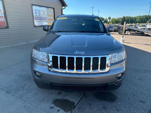Used 2012 Jeep Grand Cherokee Laredo AWD/4WD image 2