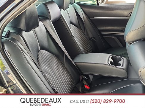 Used 2020 Toyota Camry SE w/ Convenience Package FWD image 23