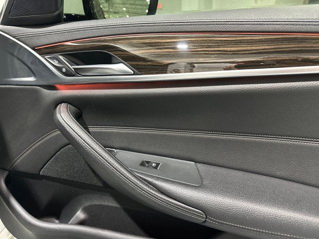 Used 2018 BMW 540i RWD image 52