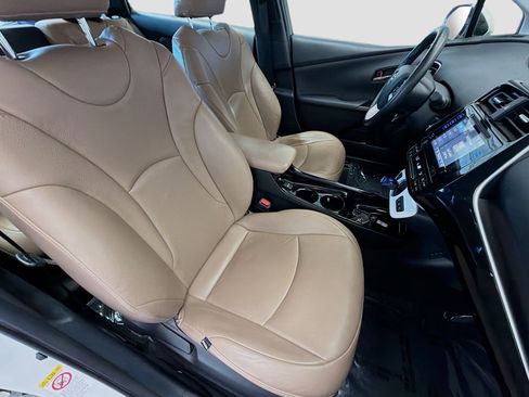 Used 2017 Toyota Prius Prime Plus FWD image 15