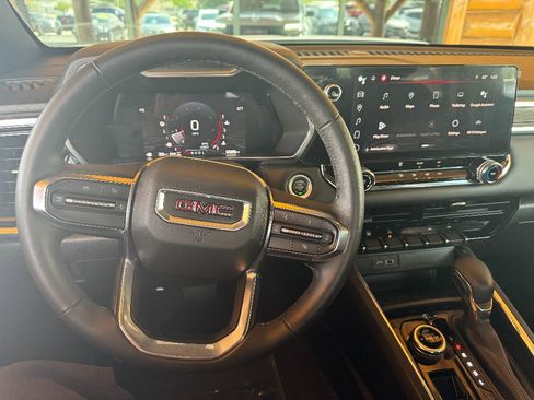 Used 2023 GMC Canyon Elevation image 12