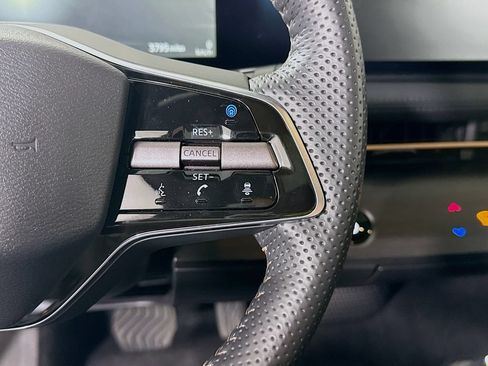 Certified 2025 Nissan Ariya AWD image 23