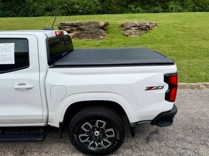 Used 2023 Chevrolet Colorado Z71 w/ Z71 Convenience Package 2