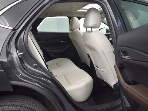 Used 2023 MAZDA CX-30 AWD 2.5 S w/ Premium Package image 18