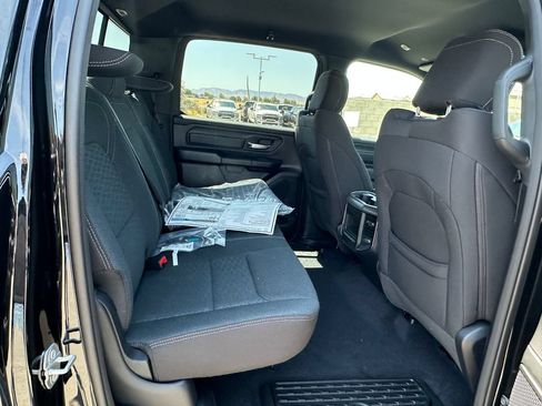 New 2026 RAM 1500 Express AWD/4WD image 16