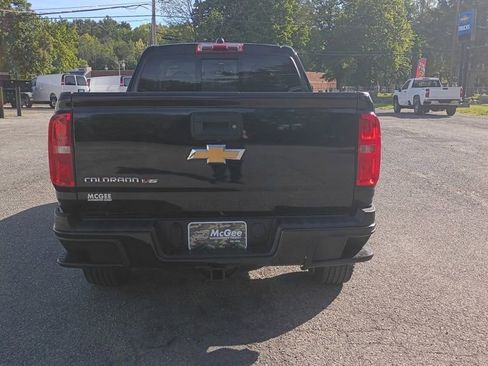 Used 2018 Chevrolet Colorado Z71 AWD/4WD image 6