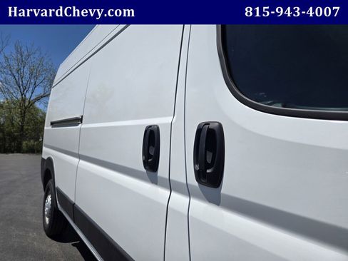 Used 2025 RAM ProMaster 2500 w/ Convenience Group FWD image 31