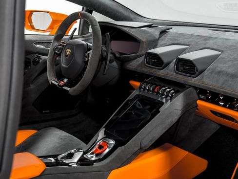 Used 2023 Lamborghini Huracan Tecnica RWD image 32