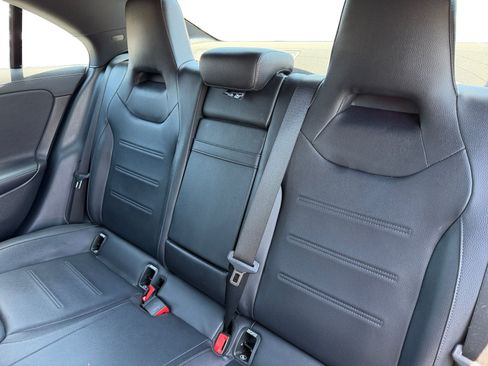 Used 2020 Mercedes-Benz CLA 250 image 13