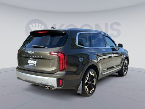 Used 2024 Kia Telluride S w/ S Sunroof Package AWD/4WD image 11