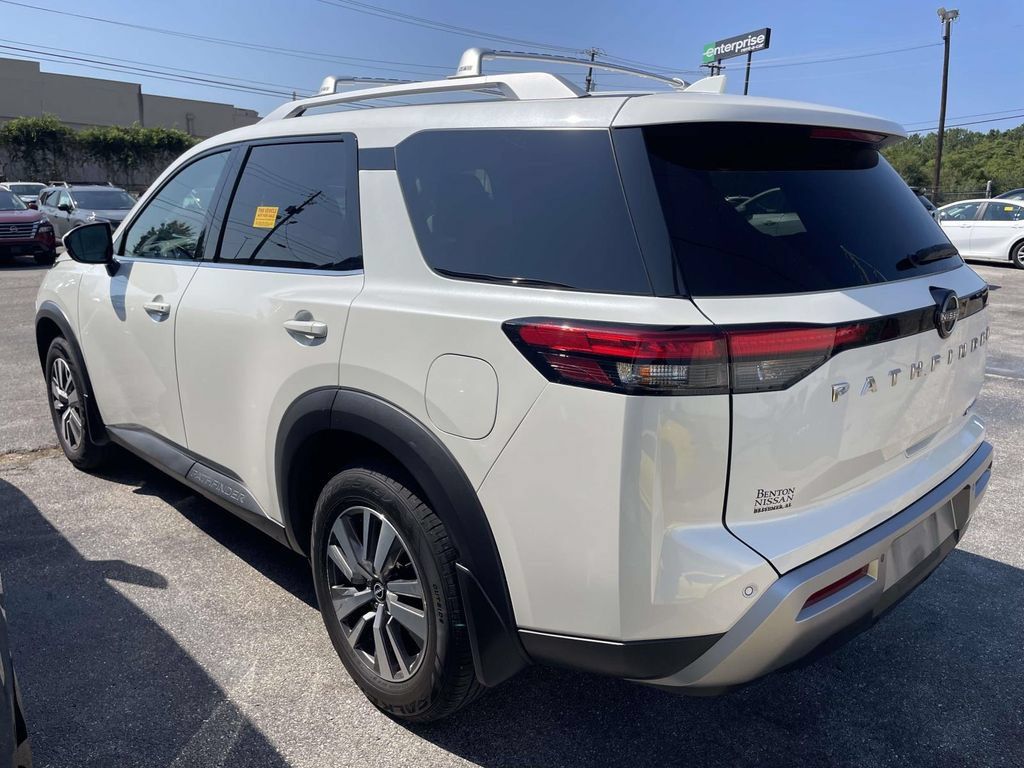 Used 2022 Nissan Pathfinder SL w/ Cargo Package AWD/4WD image 4