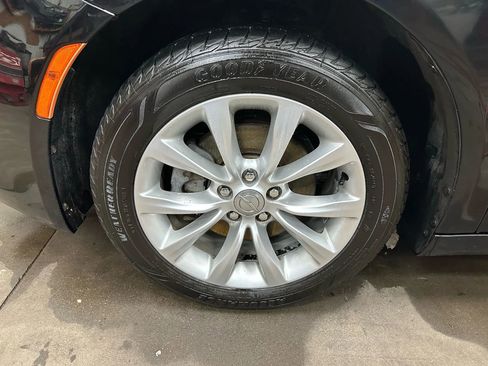 Used 2015 Chrysler 200 C w/ Navigation & Sound Group I image 14