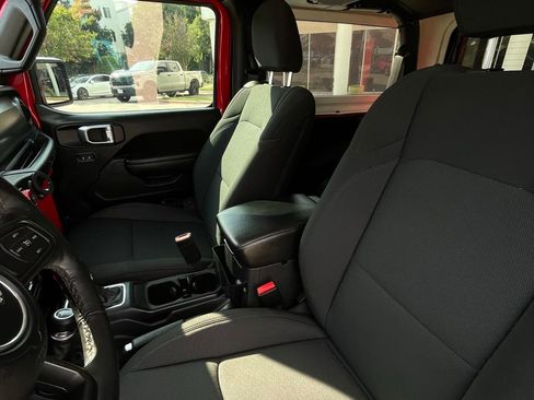 Used 2021 Jeep Wrangler Sport AWD/4WD image 20