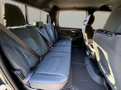 New 2026 RAM 1500 4x4 Crew Cab image 18