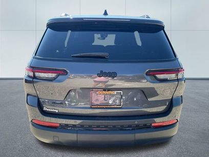 Used 2022 Jeep Grand Cherokee L Laredo