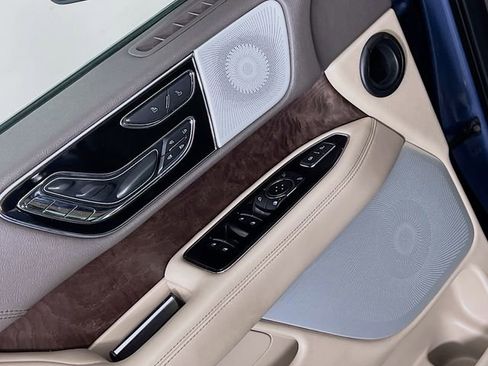 Used 2022 Lincoln Navigator L Reserve image 18