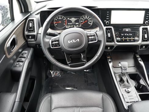 Certified 2023 Kia Sorento S AWD/4WD image 19