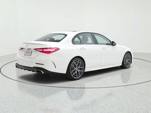 Used 2023 Mercedes-Benz C 300 Sedan image 5