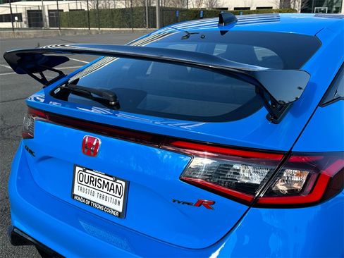 Certified 2024 Honda Civic Type R image 16