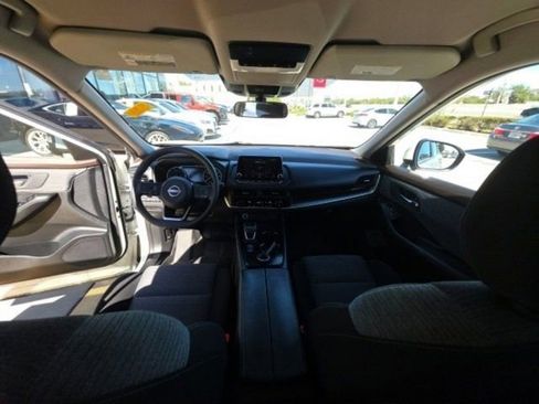 Used 2023 Nissan Rogue SV image 26