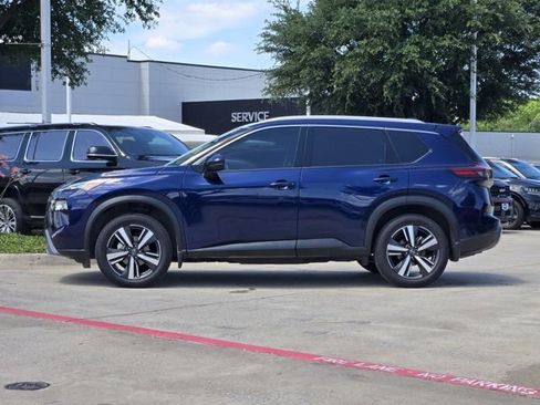 Used 2024 Nissan Rogue SL w/ SL Premium Package FWD image 4