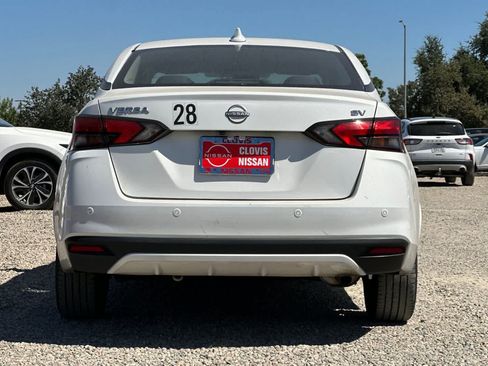 Used 2024 Nissan Versa SV FWD image 8