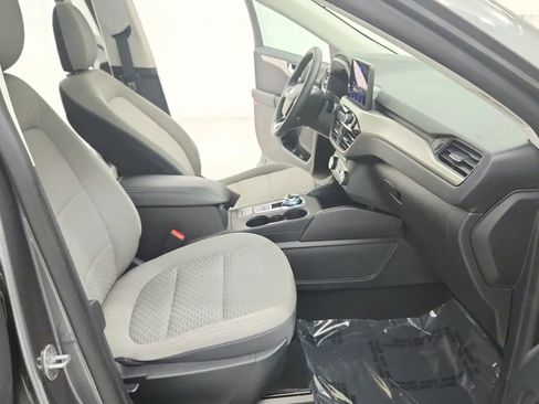 Used 2021 Ford Escape SE w/ Convenience Package image 37